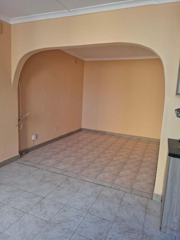 To Let 2 Bedroom Property for Rent in Havenside KwaZulu-Natal
