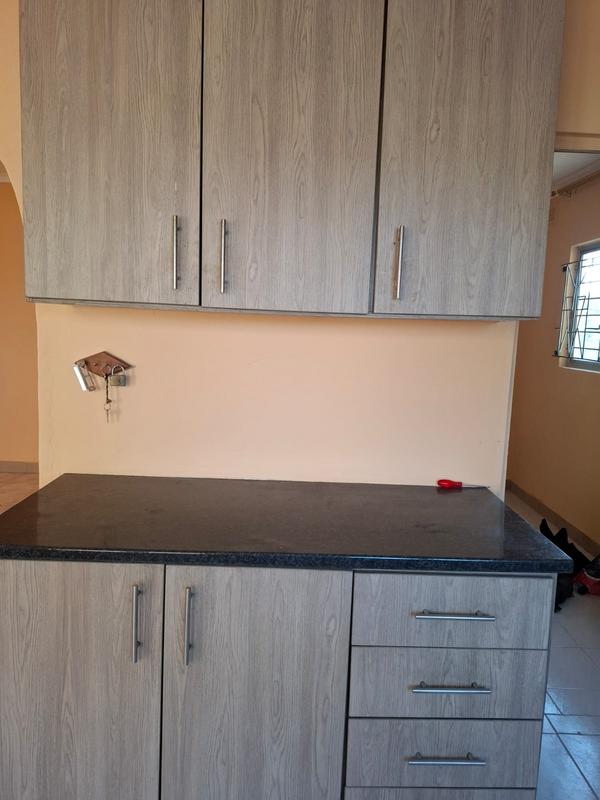 To Let 2 Bedroom Property for Rent in Havenside KwaZulu-Natal