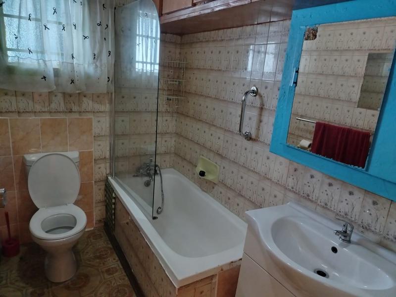 To Let 4 Bedroom Property for Rent in Lenham KwaZulu-Natal
