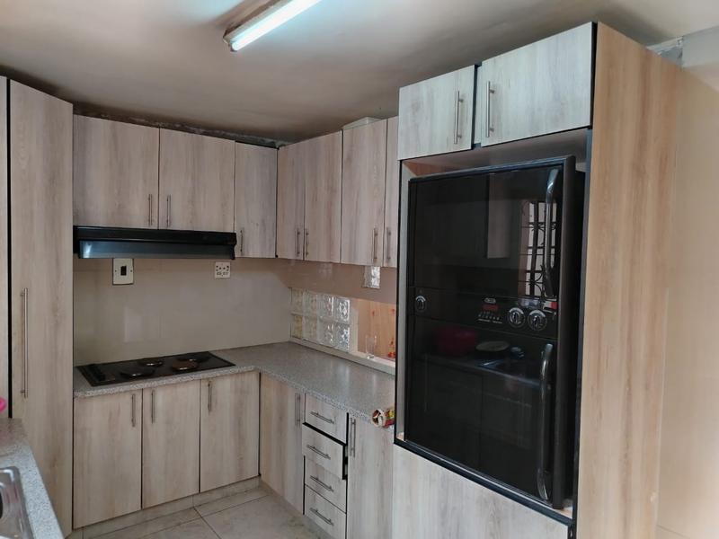3 Bedroom Property for Sale in Grove End KwaZulu-Natal