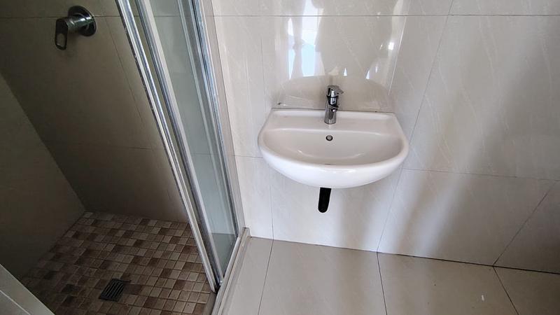 To Let 3 Bedroom Property for Rent in Malvern KwaZulu-Natal