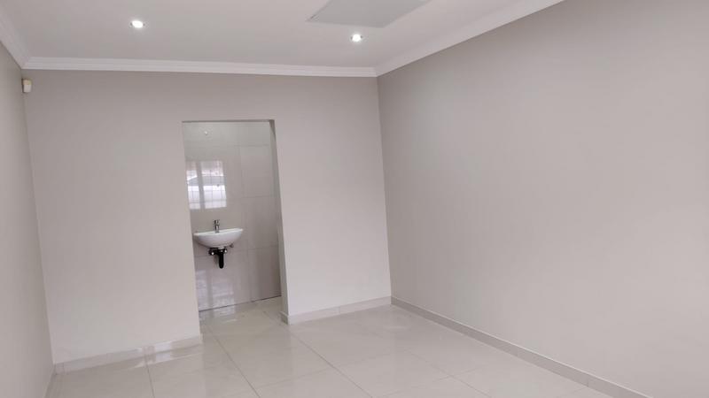 To Let 3 Bedroom Property for Rent in Malvern KwaZulu-Natal