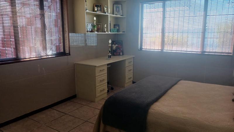4 Bedroom Property for Sale in Shallcross KwaZulu-Natal