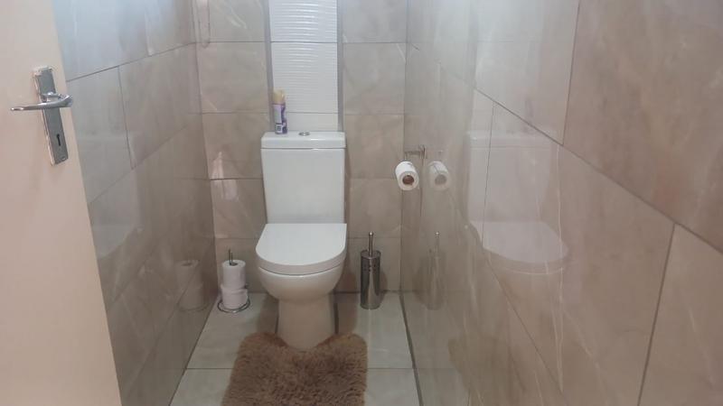 4 Bedroom Property for Sale in Shallcross KwaZulu-Natal