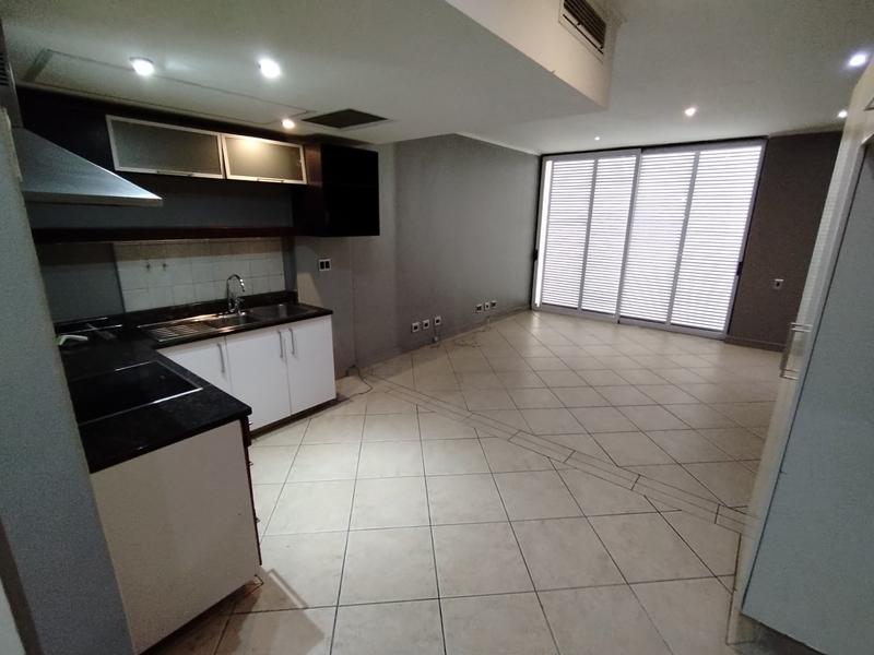 To Let 2 Bedroom Property for Rent in New Town Centre KwaZulu-Natal