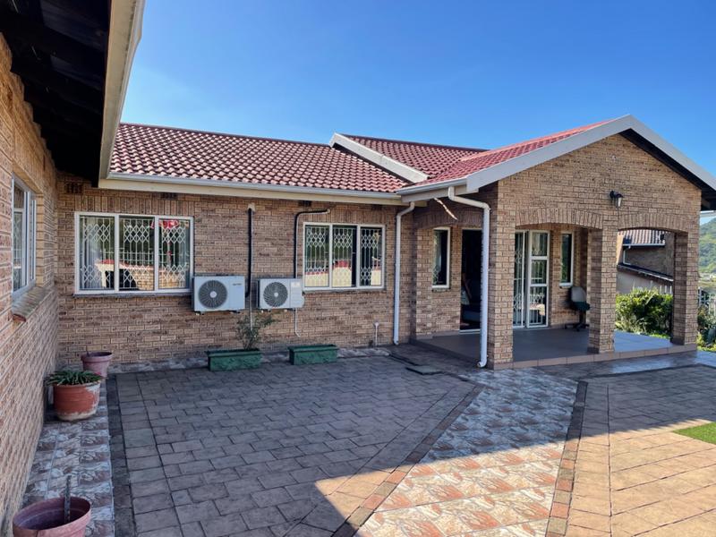 5 Bedroom Property for Sale in Buffels Bosch KwaZulu-Natal