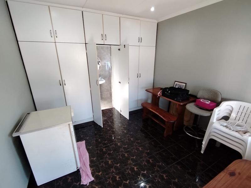 5 Bedroom Property for Sale in Buffels Bosch KwaZulu-Natal