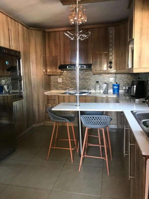 4 Bedroom Property for Sale in Inanda KwaZulu-Natal