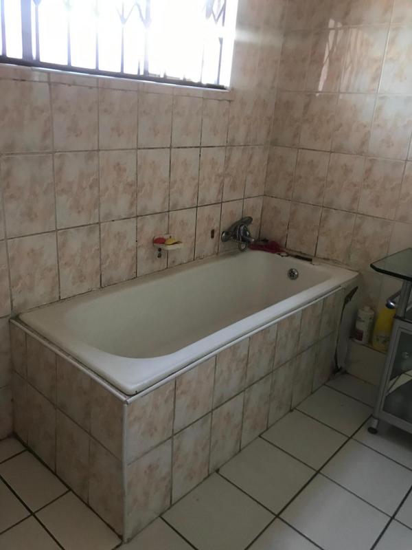 4 Bedroom Property for Sale in Inanda KwaZulu-Natal