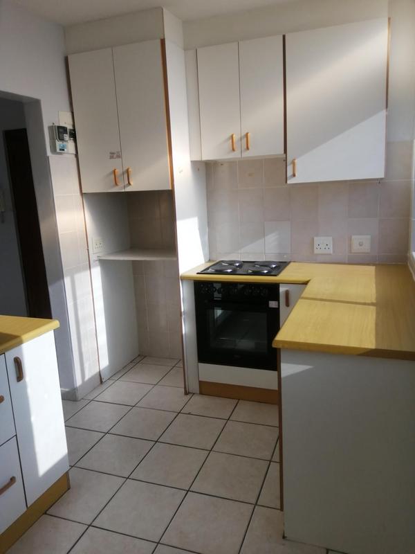 To Let 2 Bedroom Property for Rent in Amanzimtoti KwaZulu-Natal