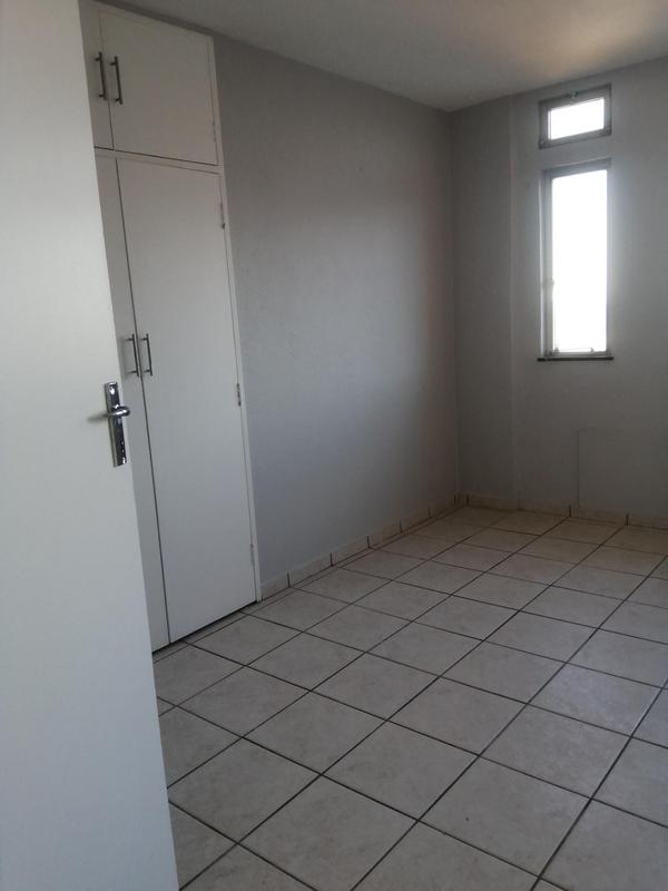 To Let 2 Bedroom Property for Rent in Amanzimtoti KwaZulu-Natal