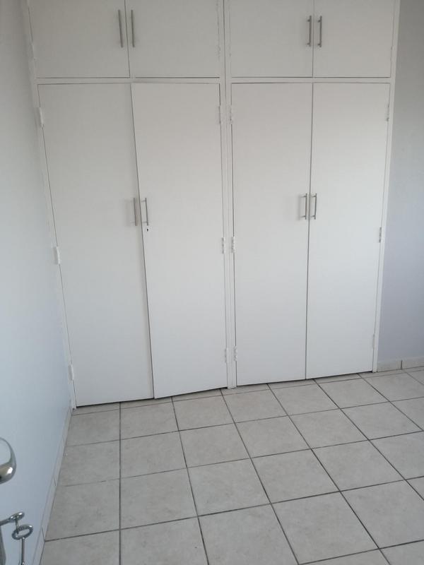 To Let 2 Bedroom Property for Rent in Amanzimtoti KwaZulu-Natal