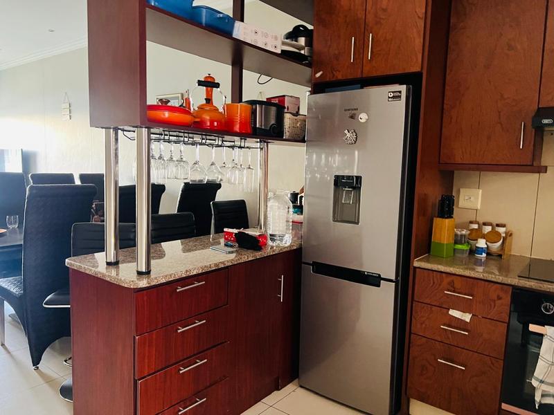 To Let 2 Bedroom Property for Rent in Umhlanga Ridge KwaZulu-Natal