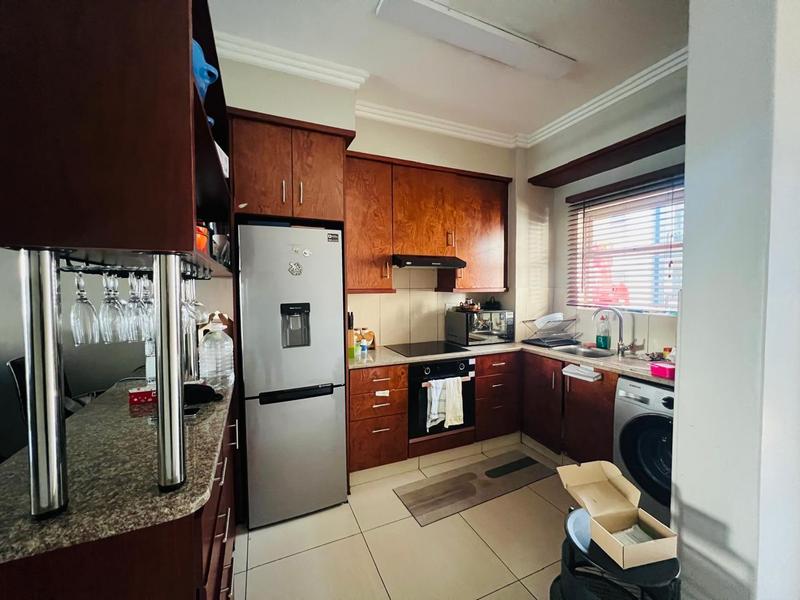 To Let 2 Bedroom Property for Rent in Umhlanga Ridge KwaZulu-Natal