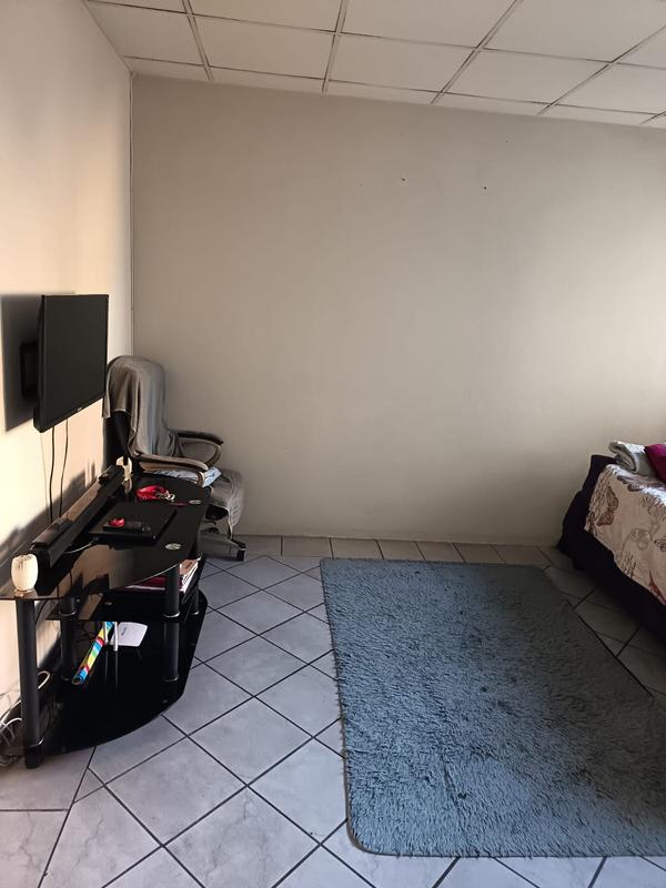 1 Bedroom Property for Sale in Durban Central KwaZulu-Natal
