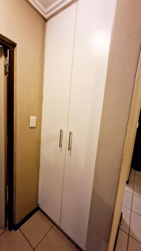 2 Bedroom Property for Sale in Sherwood KwaZulu-Natal