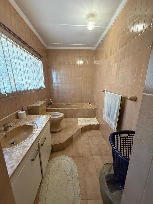 4 Bedroom Property for Sale in Umhlatuzana KwaZulu-Natal