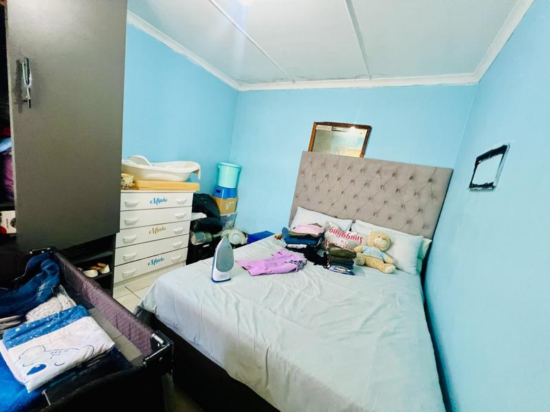 3 Bedroom Property for Sale in Ntuzuma KwaZulu-Natal