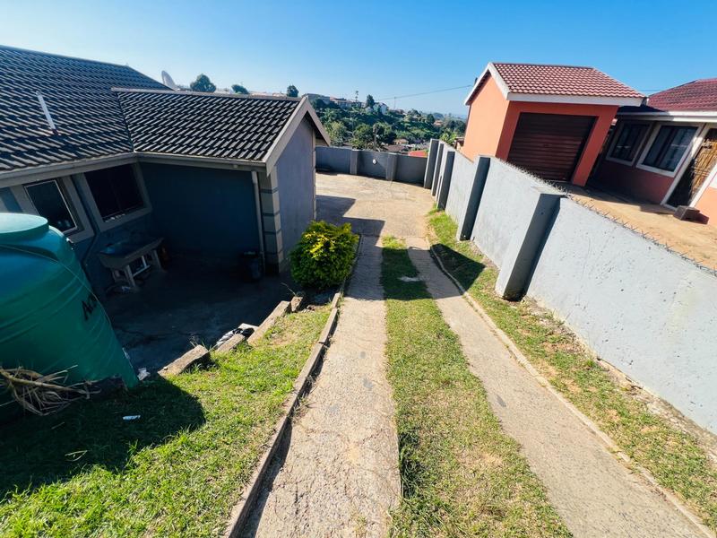 3 Bedroom Property for Sale in Ntuzuma KwaZulu-Natal