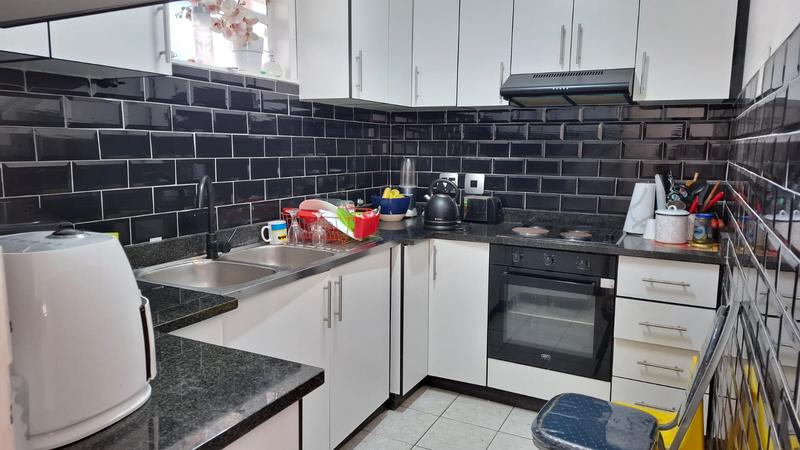 2 Bedroom Property for Sale in North Beach KwaZulu-Natal