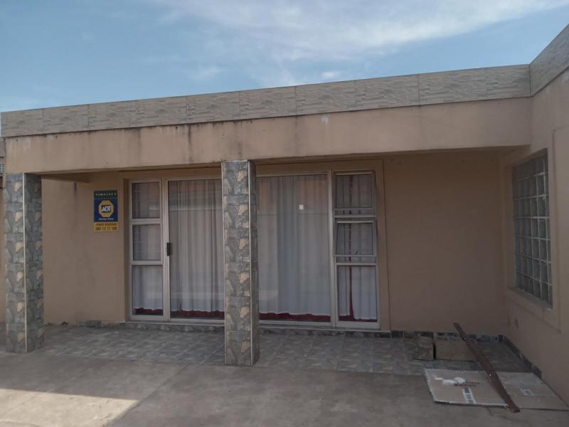 2 Bedroom Property for Sale in Austerville KwaZulu-Natal