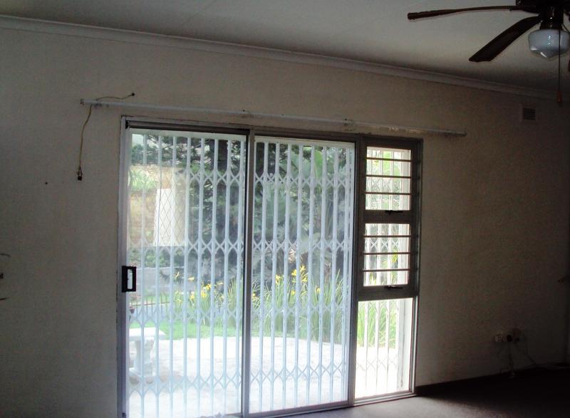 To Let 3 Bedroom Property for Rent in Westbrook KwaZulu-Natal