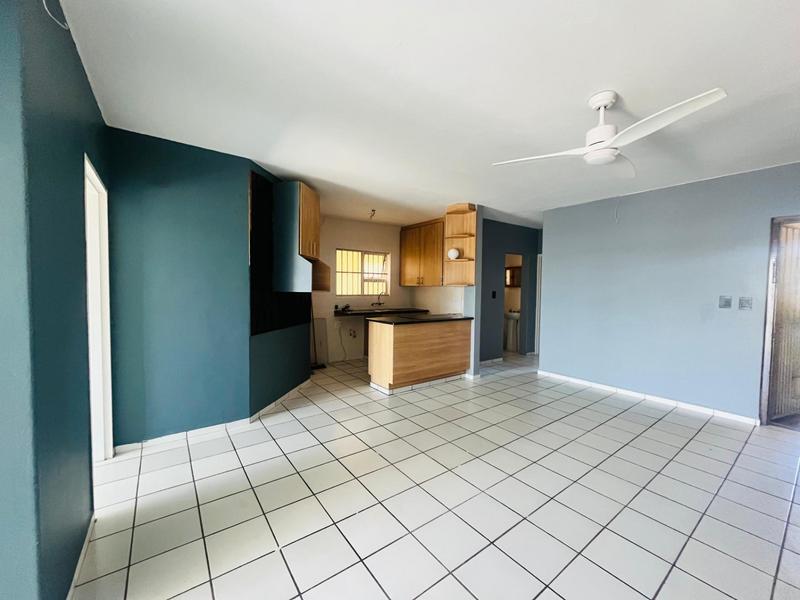 3 Bedroom Property for Sale in St Michaels On Sea KwaZulu-Natal
