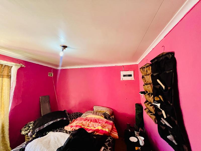 2 Bedroom Property for Sale in Ntuzuma KwaZulu-Natal