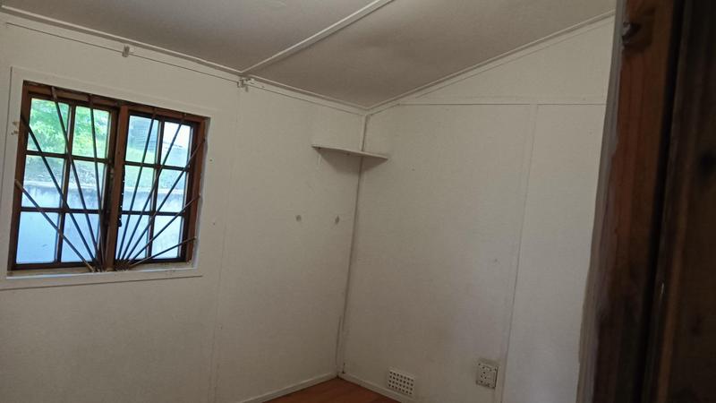 To Let 2 Bedroom Property for Rent in Chiltern Hills KwaZulu-Natal