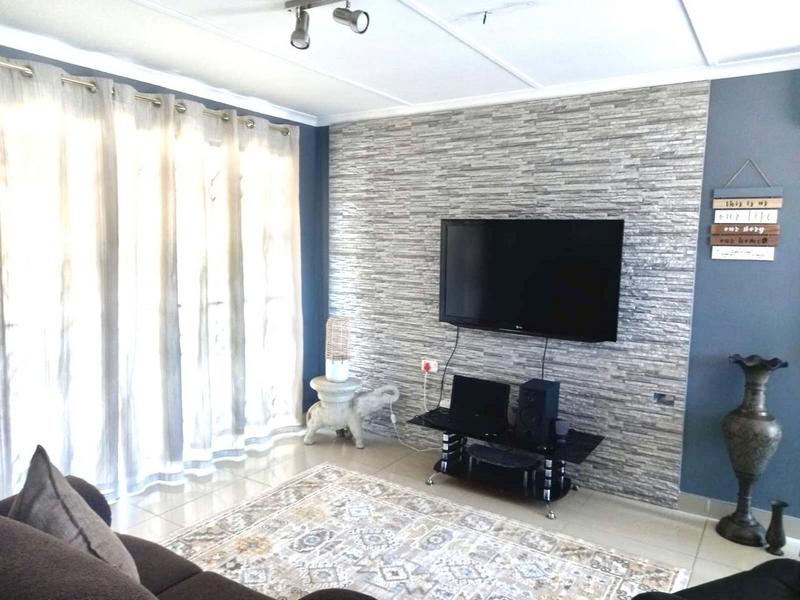 4 Bedroom Property for Sale in Malvern KwaZulu-Natal