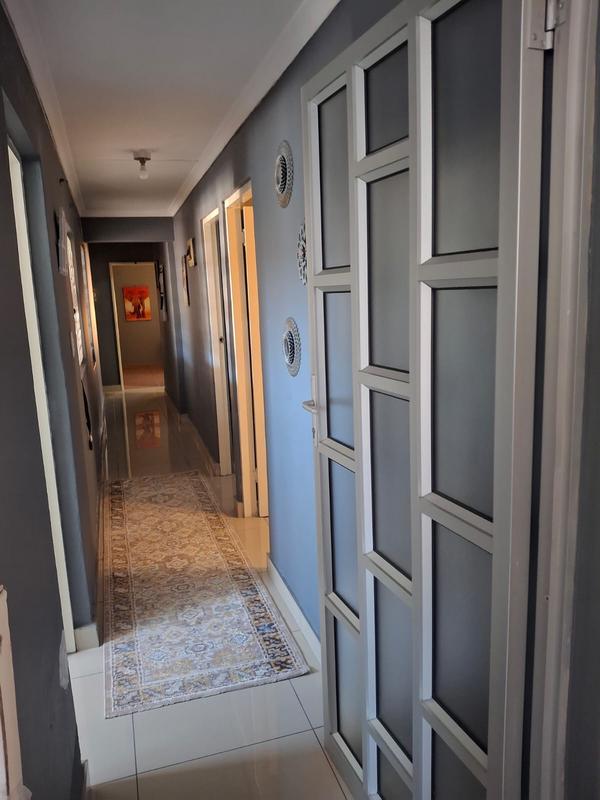 4 Bedroom Property for Sale in Malvern KwaZulu-Natal