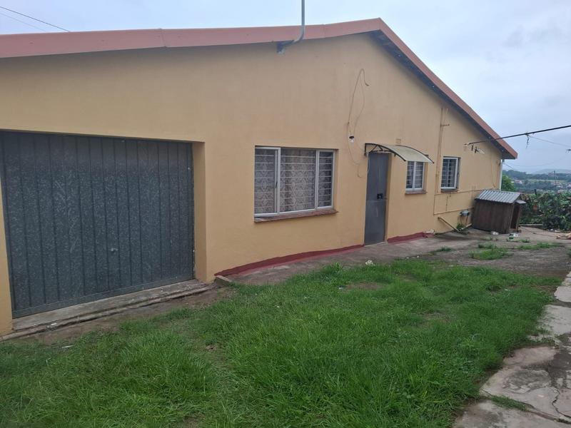 4 Bedroom Property for Sale in Havenside KwaZulu-Natal
