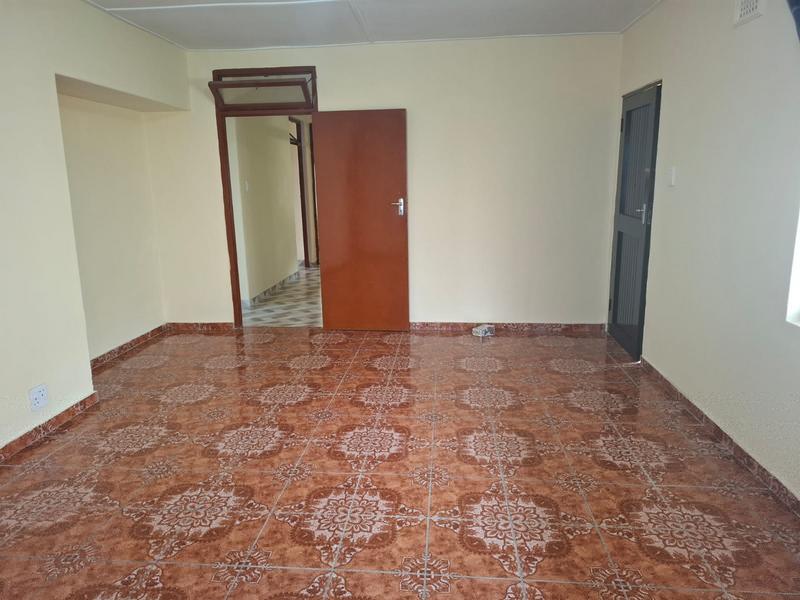 4 Bedroom Property for Sale in Havenside KwaZulu-Natal