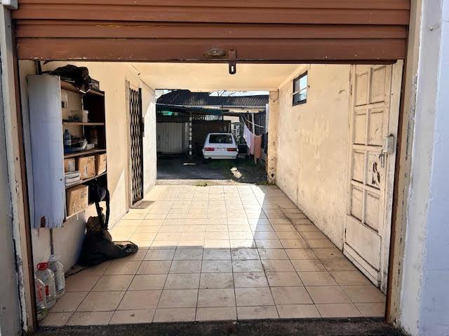 5 Bedroom Property for Sale in Glenwood KwaZulu-Natal
