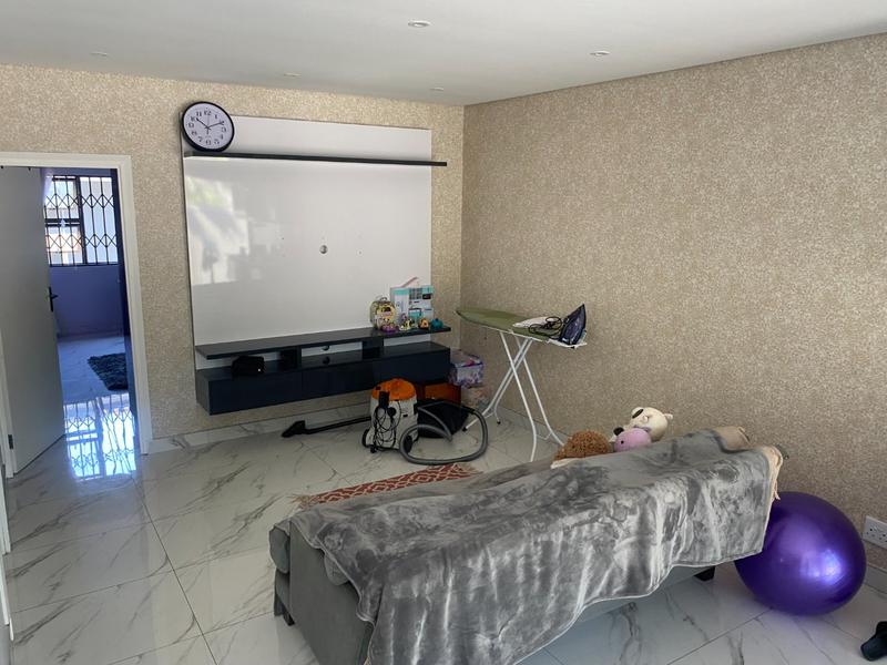 3 Bedroom Property for Sale in Beverley Hills KwaZulu-Natal