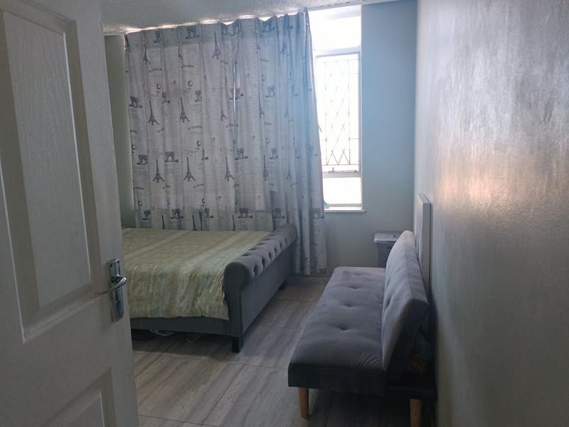 2 Bedroom Property for Sale in Montclair KwaZulu-Natal