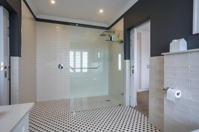To Let 5 Bedroom Property for Rent in Umhlanga Rocks KwaZulu-Natal
