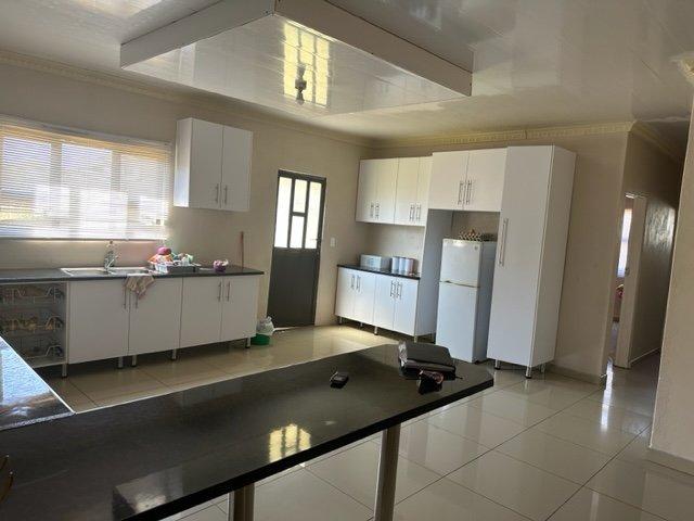 To Let 4 Bedroom Property for Rent in Vryheid KwaZulu-Natal