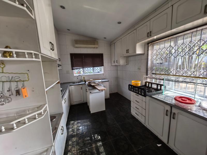 To Let 1 Bedroom Property for Rent in Kwamashu KwaZulu-Natal