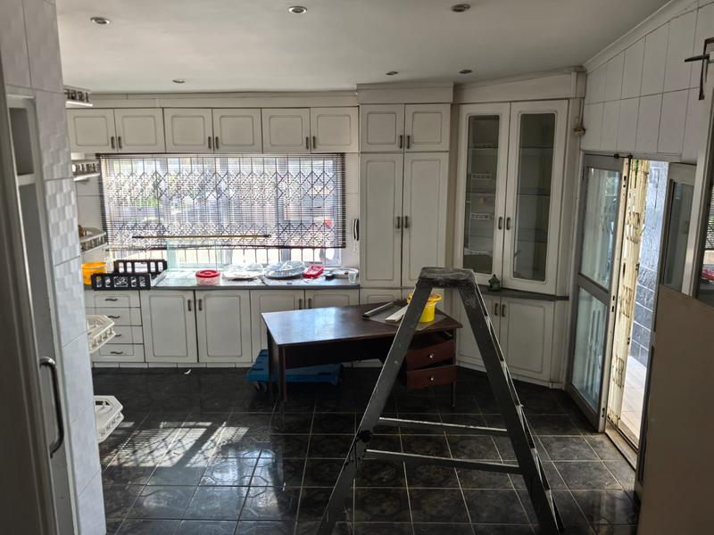 To Let 1 Bedroom Property for Rent in Kwamashu KwaZulu-Natal