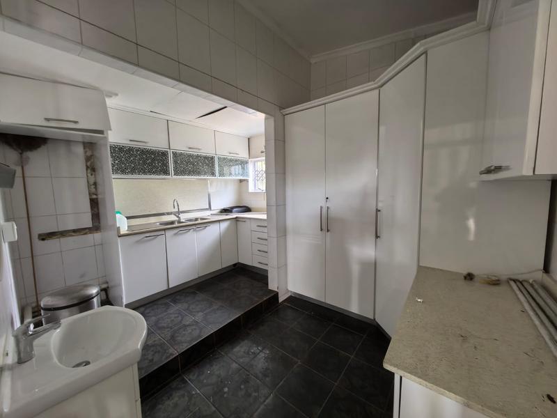 To Let 1 Bedroom Property for Rent in Kwamashu KwaZulu-Natal