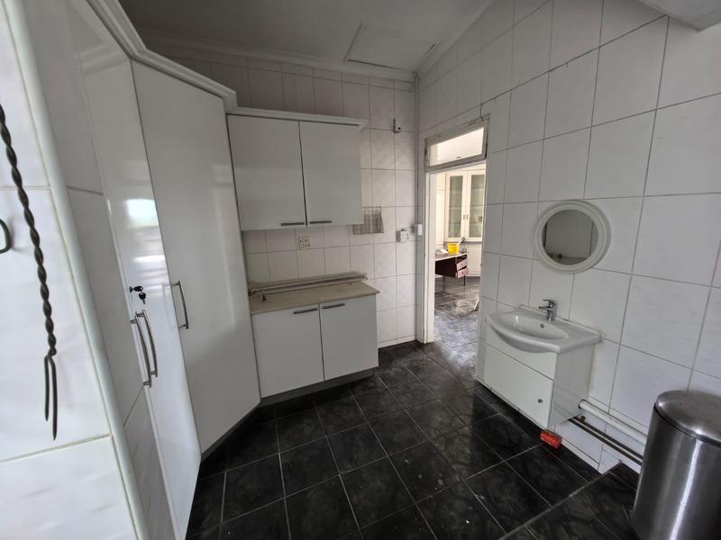 To Let 1 Bedroom Property for Rent in Kwamashu KwaZulu-Natal