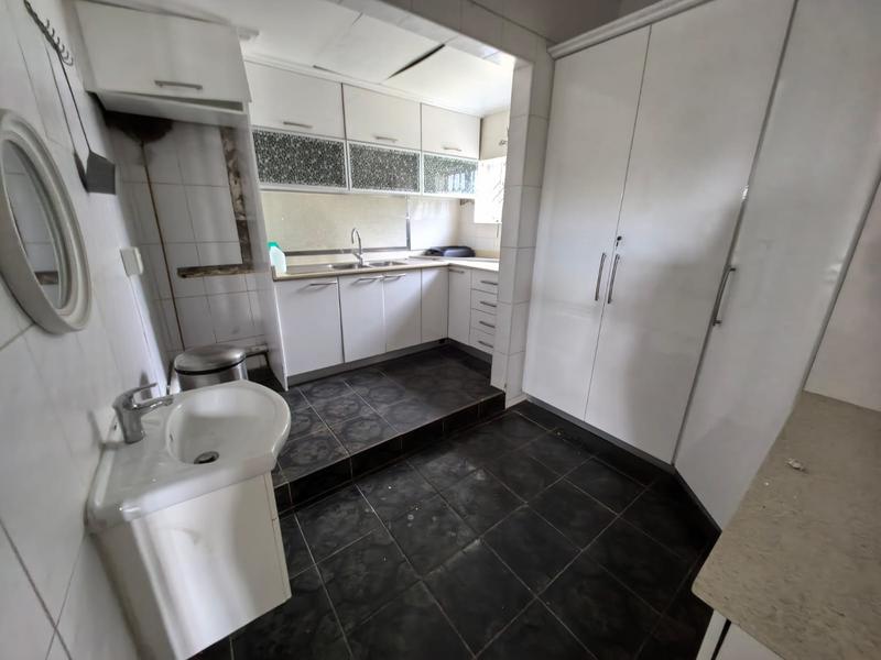 To Let 1 Bedroom Property for Rent in Kwamashu KwaZulu-Natal