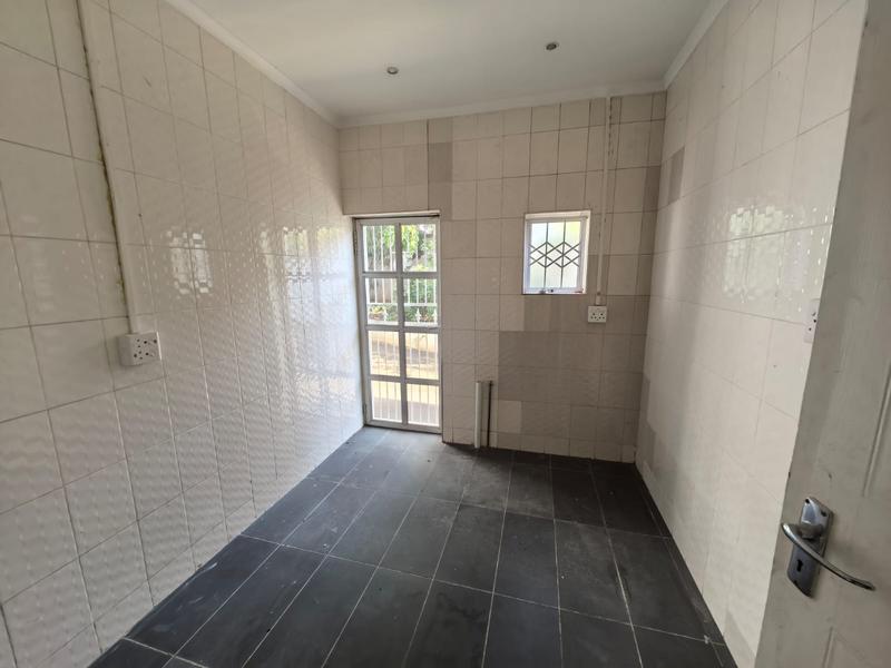 To Let 1 Bedroom Property for Rent in Kwamashu KwaZulu-Natal