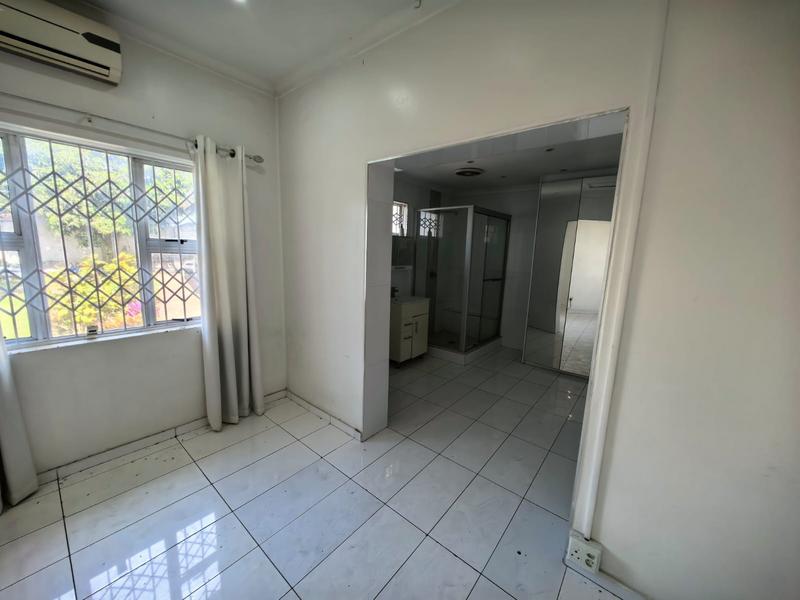 To Let 1 Bedroom Property for Rent in Kwamashu KwaZulu-Natal