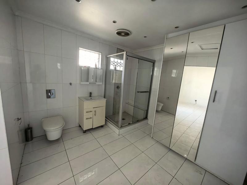 To Let 1 Bedroom Property for Rent in Kwamashu KwaZulu-Natal