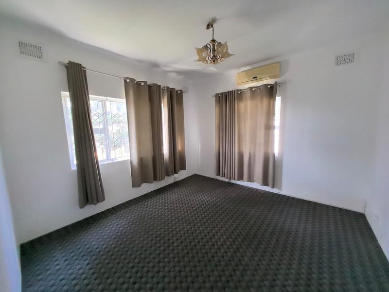 To Let 2 Bedroom Property for Rent in Kwamashu KwaZulu-Natal