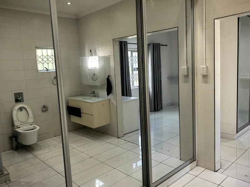 To Let 2 Bedroom Property for Rent in Kwamashu KwaZulu-Natal