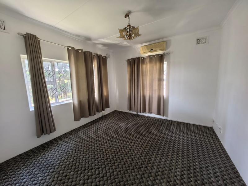 To Let 2 Bedroom Property for Rent in Kwamashu KwaZulu-Natal