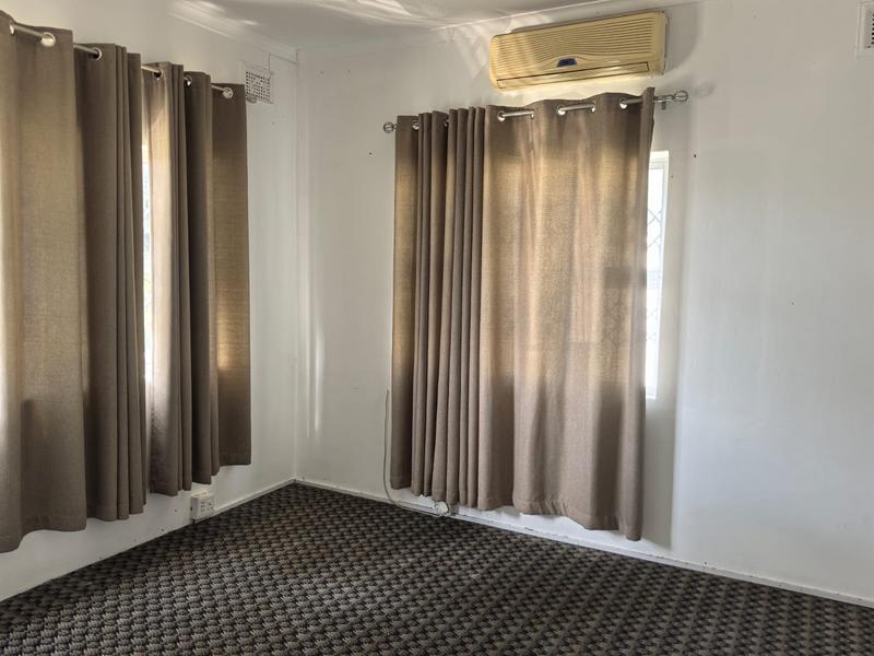 To Let 2 Bedroom Property for Rent in Kwamashu KwaZulu-Natal